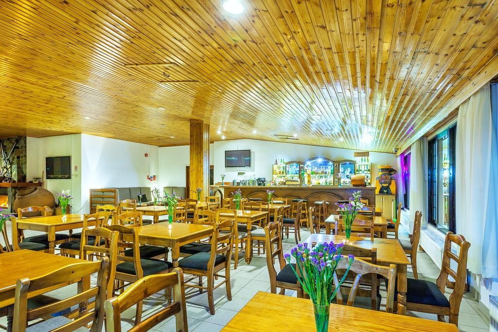 Troodos Hotel & Spa エクステリア 写真