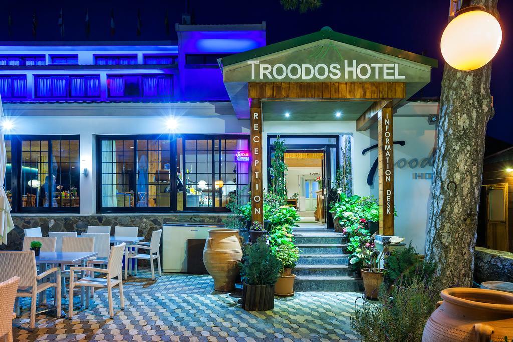 Troodos Hotel & Spa エクステリア 写真